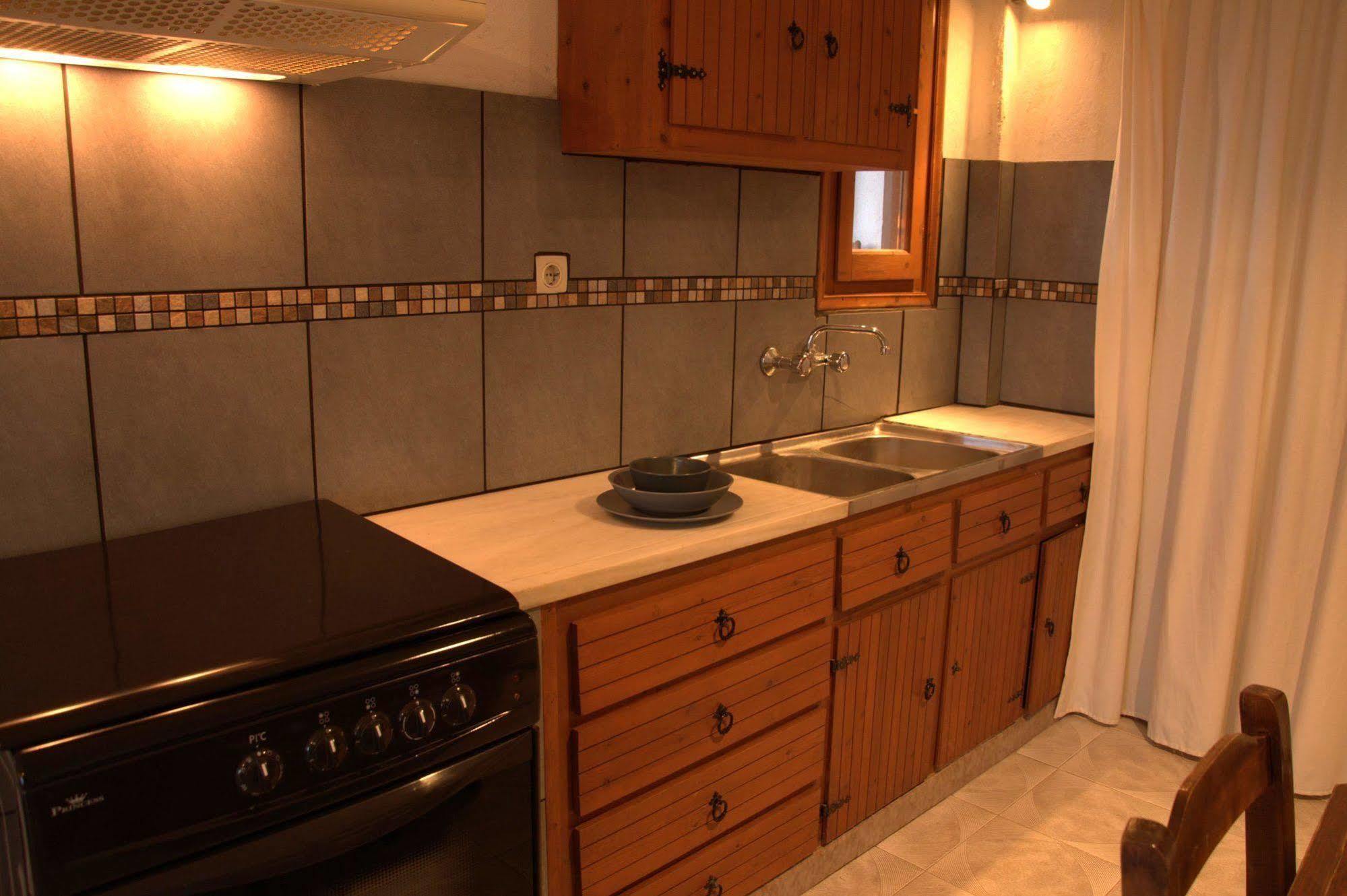 Michalis Apartments Near The Beaches With Sea View ปาริเกีย ภายนอก รูปภาพ